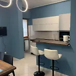 Roxy House * טרני